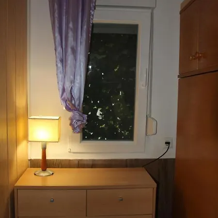 By The Sea - Diklo, - 12854 *